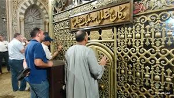 آلاف المريدين يختتمون