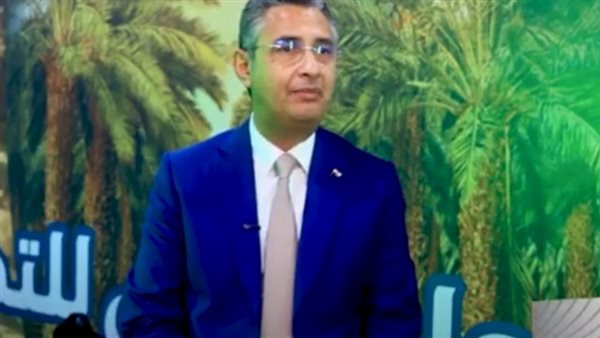 وزير التموين يعلن طرح عبوة زيت 1.5 لتر ضمن السلع التموينية بـ56 جنيهًا 