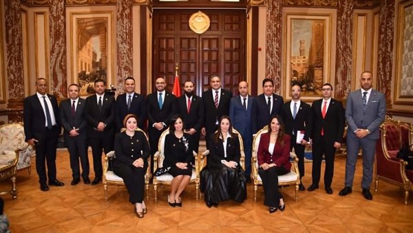  أعضاء مجلس الشيوخ