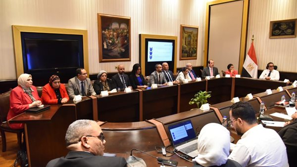 وزير الصحة والسكان