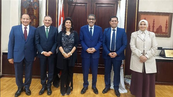 الكاتب الصحفي ضياء