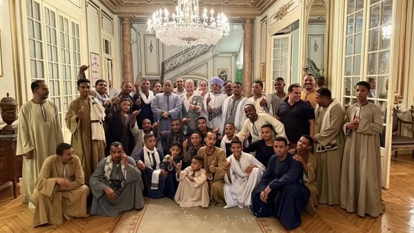 صورة من اللقاء