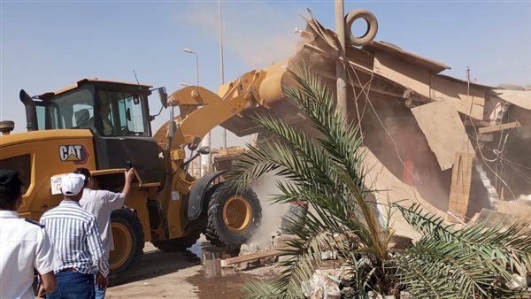  حملات مكثفة لإزالة