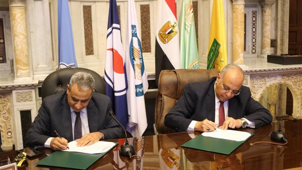  الدكتور حسام شوقي