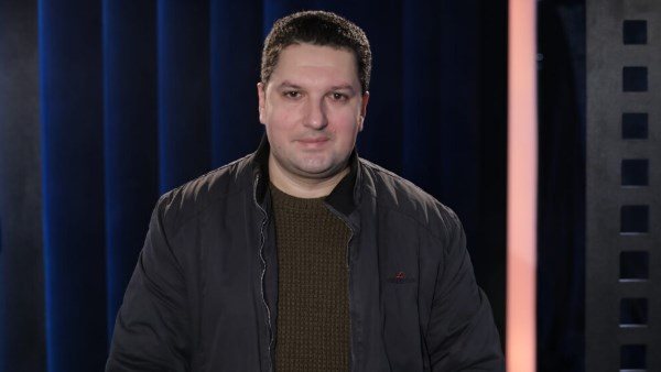 الدكتور محمد صادق