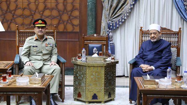 اجتماع يضم أ. د.