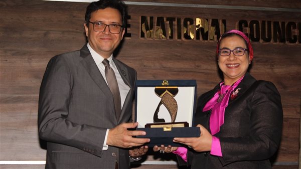 وزير الثقافة يشارك