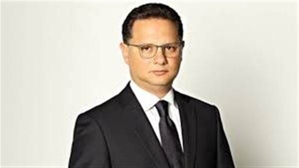  الإعلامي شريف عامر