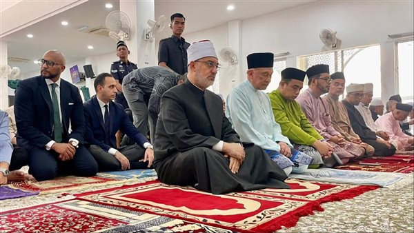 مفتي الجمهورية بمسجد