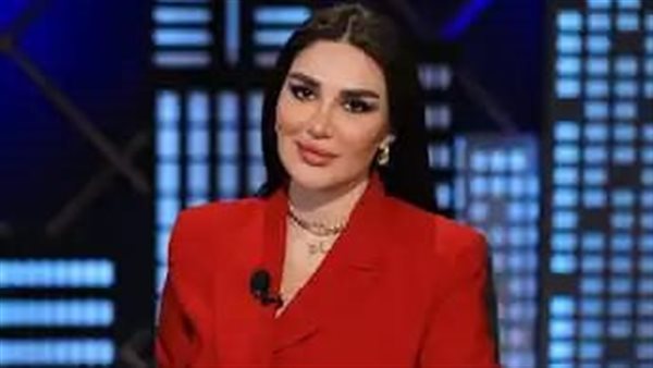 الإعلامية سارة نخلة