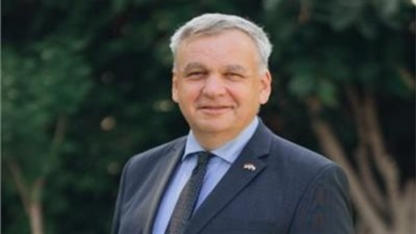 السفير الألماني يورجن