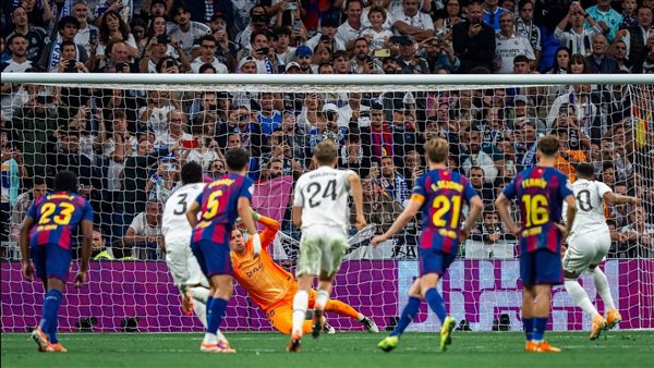 لقطة من المباراة