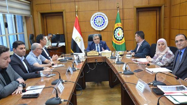 اجتماع محافظ الدقهلية