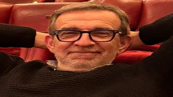  الروائي عز الدين