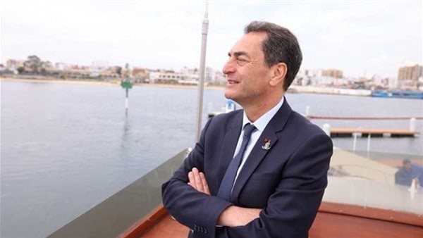 السفير الفرنسي