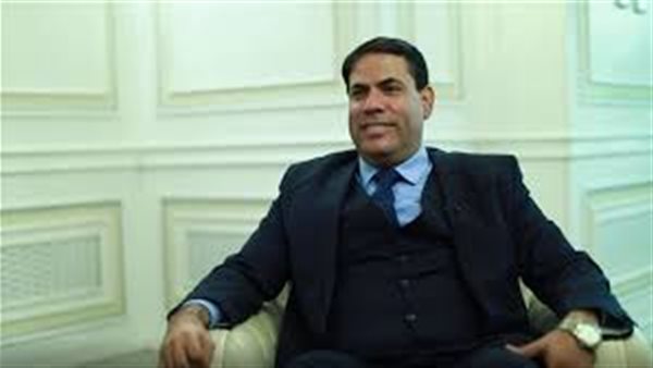  الدكتور حسين عبد