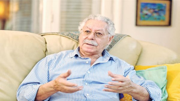  الدكتور فكري حسن