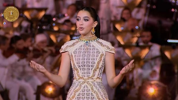 ياسمينا العبد تتألق في افتتاح المتحف المصري الكبير بحضور الزعماء العالميين