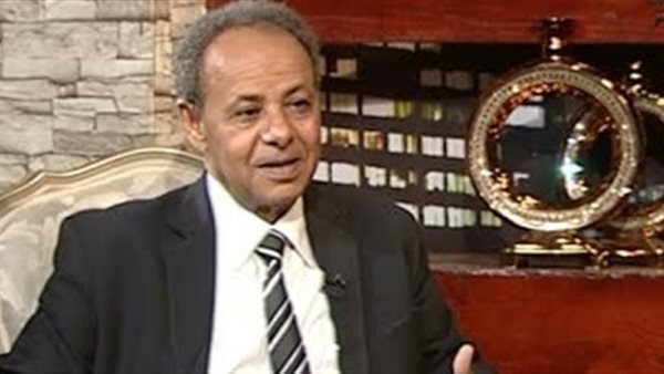  الدكتور خلف عبد