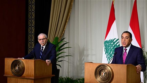  الدكتور نواف سلام