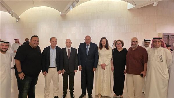 مصر للطيران تقدم