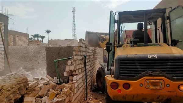 استرداد 225 فدانًا