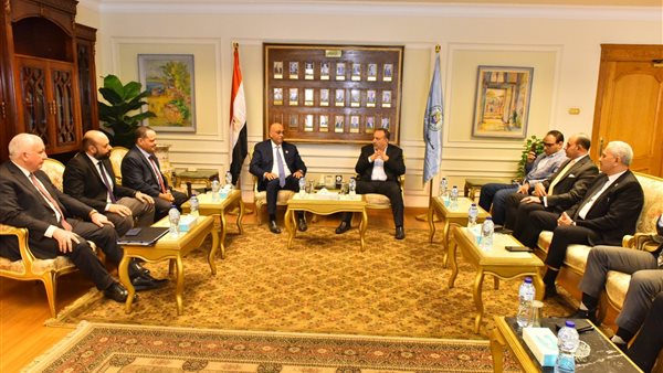  محافظ أسيوط