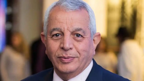  الدكتور عبد الوهاب