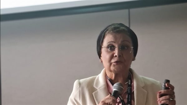  الدكتورة عبلة الألفي