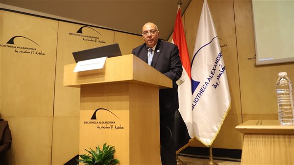  الدكتور حسام شوقي