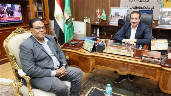 محافظ المنوفية مع