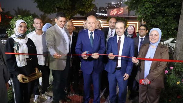 افتتاح معرض الزهور