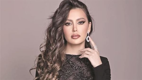 عائلة زاهر تحتفل بإنجاز مرام علي ببوكيه من الورود ورسالة تهنئة مؤثرة