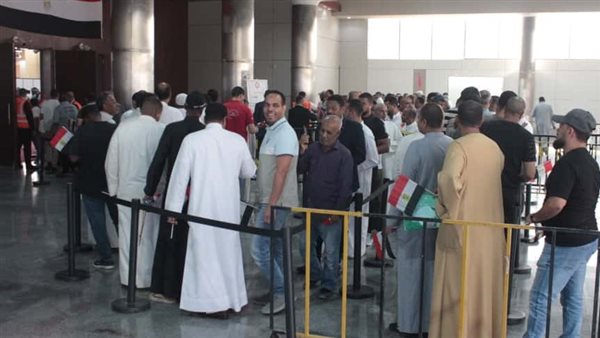 المصريون بالخارج