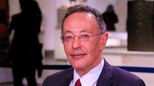  الدكتور أحمد غنيم