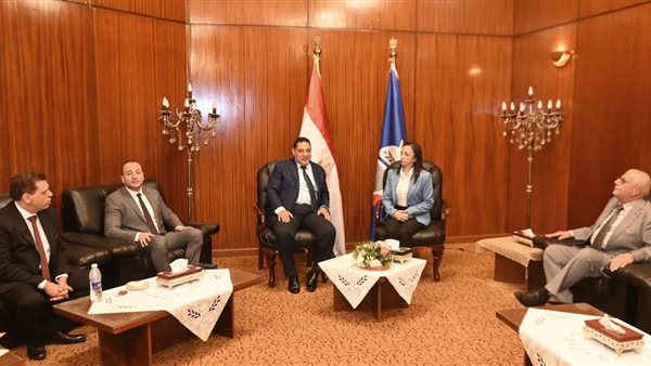 الدكتورة جاكلين عازر