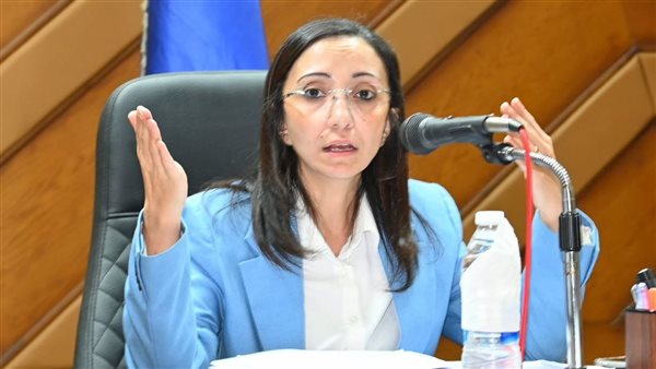 الدكتورة جاكلين عازر