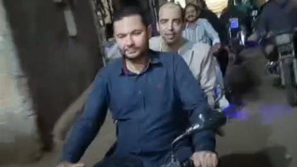 مرشح يتجول بدرجات