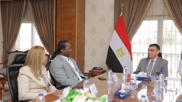 اجتماع بين هيئة الشراء