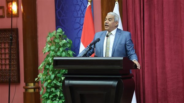 الدكتور محمود صديق