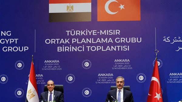 الوزير د. بدر عبد