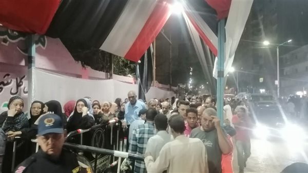 إقبال ملحوظ للناخبين