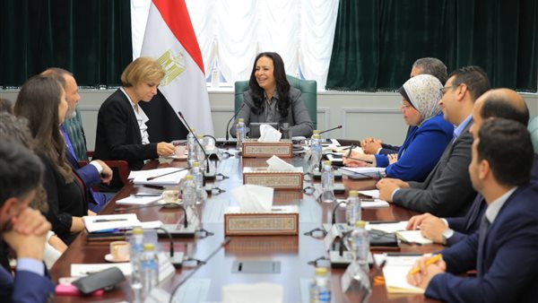  وزيرة التضامن الاجتماعي