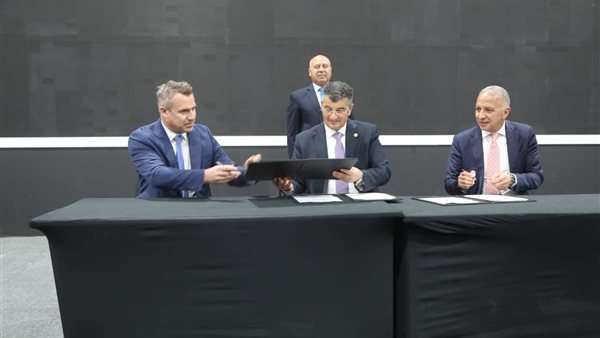  الفريق مهندس كامل