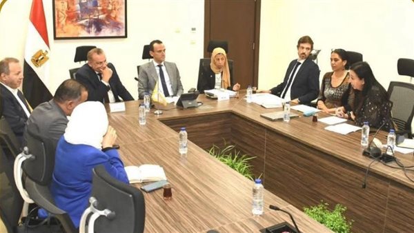 الدكتور عبد الخالق