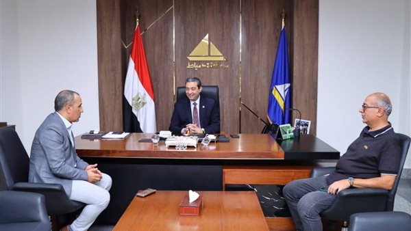 الدكتور أيمن الشهابى