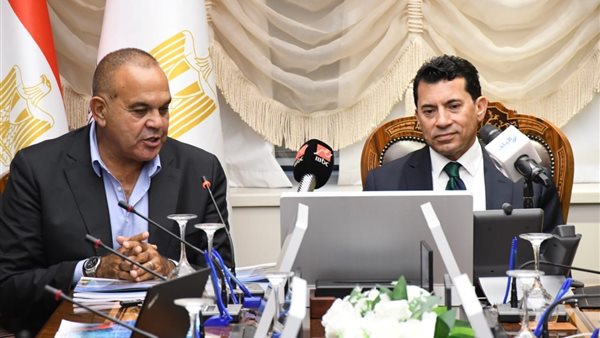 وزير الشباب و الرياضة