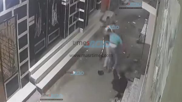 جانب من فيديو الإعتداء