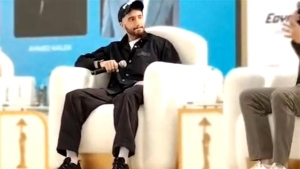أحمد مالك يكشف عن كيفية تعامله مع الانتقادات في مهرجان القاهرة السينمائي