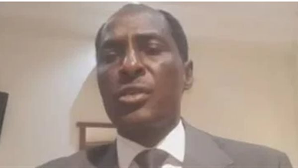 عبد العزيز أوري،